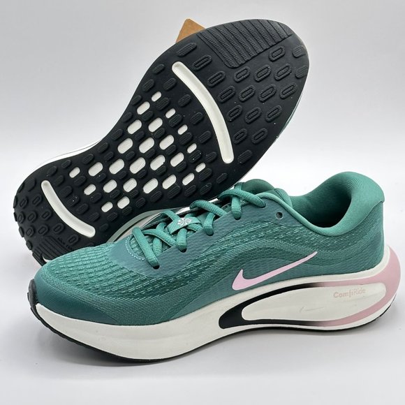 Women's Nike Journey Run Bicoastal Black Sail Pink  FJ7765-301 Sz 6 - Picture 6 of 13